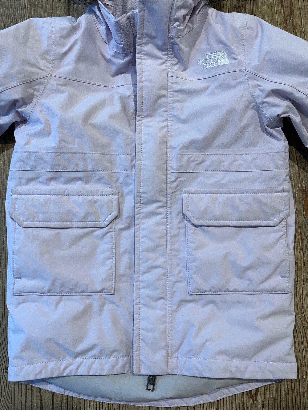 The North Face Lilac Hooded Insulated Kids Puffer Coat with Faux-Fur Trim - Picture 2 of 5